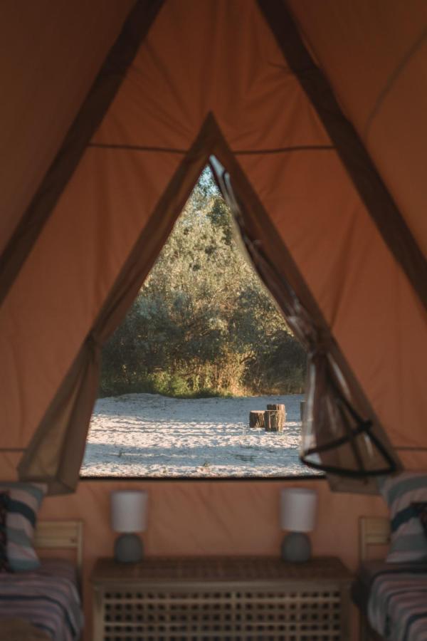 מלון זאטוקה Glamping Mandra מראה חיצוני תמונה